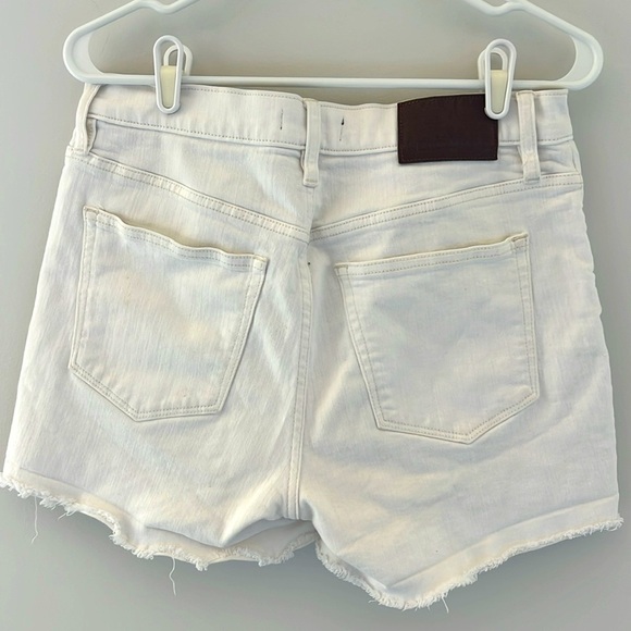 Women's J. Crew light cream color Denim Shorts size 28 - Picture 2 of 7
